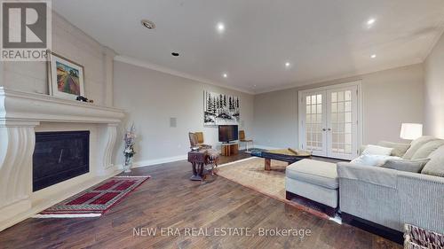 716 Woodland Acres Crescent, Vaughan, ON - Indoor Photo Showing Living Room With Fireplace