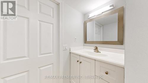 113 Solway Avenue, Vaughan, ON - Indoor Photo Showing Bathroom