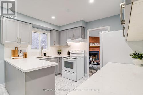 37 Irenemount Crescent, Markham, ON - Indoor Photo Showing Kitchen