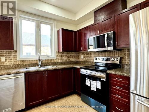 83 Kentview Crescent, Markham, ON - Indoor Photo Showing Kitchen With Stainless Steel Kitchen With Double Sink