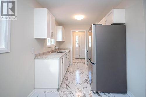 43 Charlbrook Avenue, Barrie, ON - Indoor Photo Showing Kitchen With Double Sink