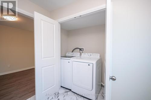 43 Charlbrook Avenue, Barrie, ON - Indoor Photo Showing Laundry Room