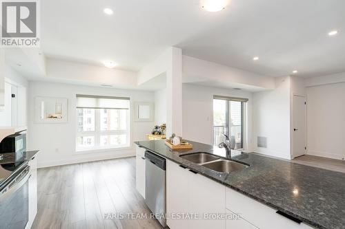 211 - 8 Culinary Lane, Barrie, ON - Indoor Photo Showing Kitchen With Double Sink With Upgraded Kitchen