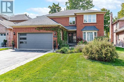 2068 Pipers Court, Burlington, ON - Outdoor