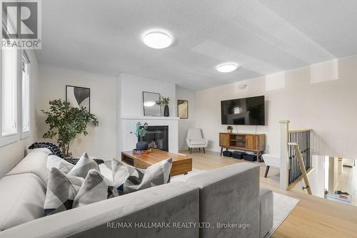 3401 Aubrey Road, Mississauga, ON - Indoor Photo Showing Living Room With Fireplace