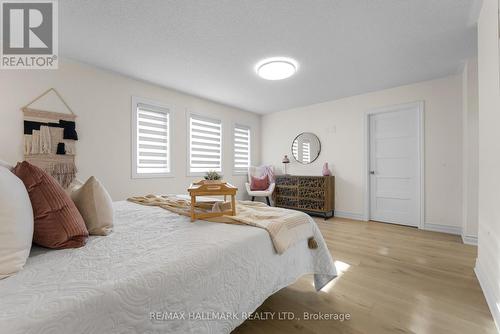 3401 Aubrey Road, Mississauga, ON - Indoor Photo Showing Bedroom