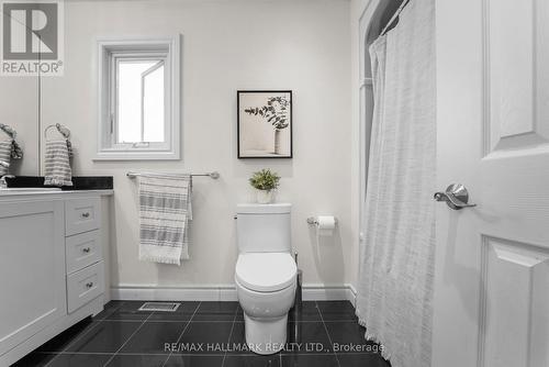 3401 Aubrey Road, Mississauga, ON - Indoor Photo Showing Bathroom