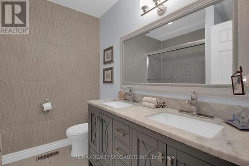 11044 1St Line, Milton, ON - Indoor Photo Showing Bathroom