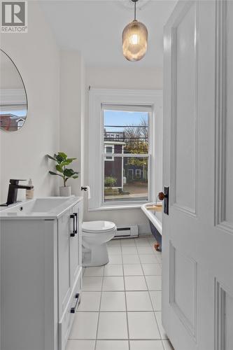 24 Victoria Street, St. John'S, NL - Indoor Photo Showing Bathroom