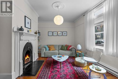 24 Victoria Street, St. John'S, NL - Indoor Photo Showing Living Room