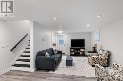 7 Atlantica Drive, Paradise, NL - Indoor Photo Showing Living Room