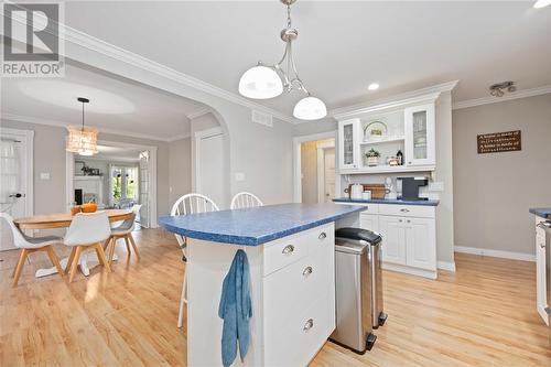 112 Chestnut Avenue, Sarnia, ON - Indoor Photo Showing Dining Room