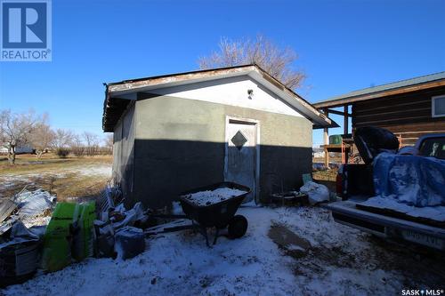 308 2Nd Avenue W, Frontier, SK - Outdoor