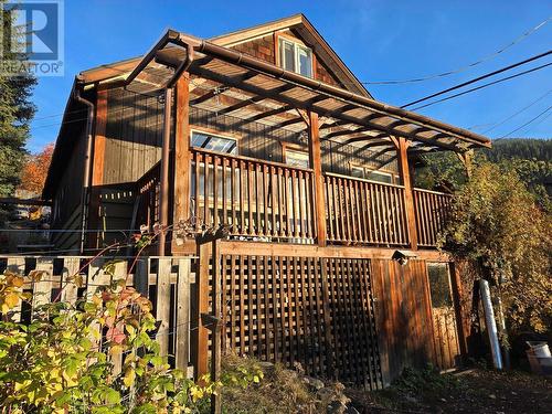 701 Seventh Street, Nelson, BC - Outdoor