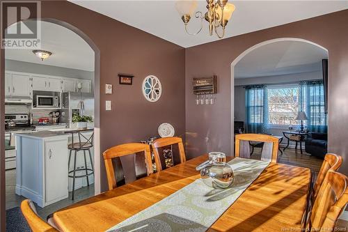 15 Sandalwood Crescent, Saint John, NB - Indoor Photo Showing Dining Room