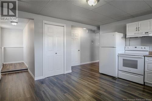 15 Sandalwood Crescent, Saint John, NB - Indoor Photo Showing Kitchen