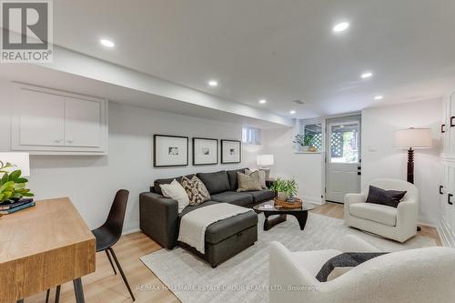 30 Austin Avenue, Toronto, ON - Indoor Photo Showing Living Room