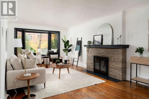 149 Glenwood Crescent, Toronto, ON - Indoor Photo Showing Living Room With Fireplace