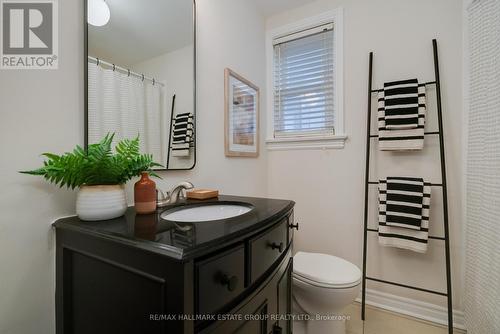 52 Cornell Avenue, Toronto, ON - Indoor Photo Showing Bathroom