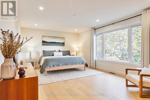 64 Bradley Boulevard, Clarington, ON - Indoor Photo Showing Bedroom