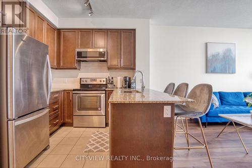 3501 - 3975 Grand Park Drive, Mississauga, ON - Indoor Photo Showing Kitchen With Stainless Steel Kitchen