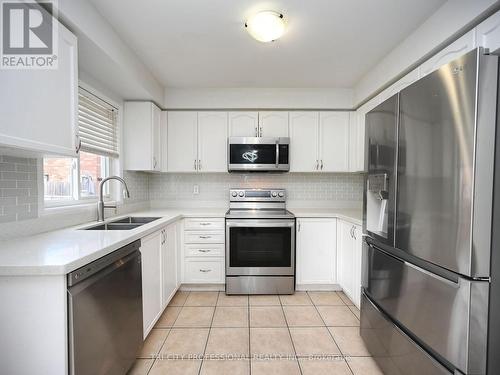 44 Conklin Drive, Brampton, ON - Indoor Photo Showing Kitchen With Double Sink