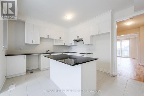 3287 Sixth Line, Oakville, ON - Indoor Photo Showing Kitchen With Upgraded Kitchen