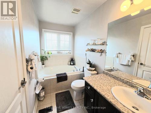 46 Versailles Crescent, Brampton, ON - Indoor Photo Showing Bathroom