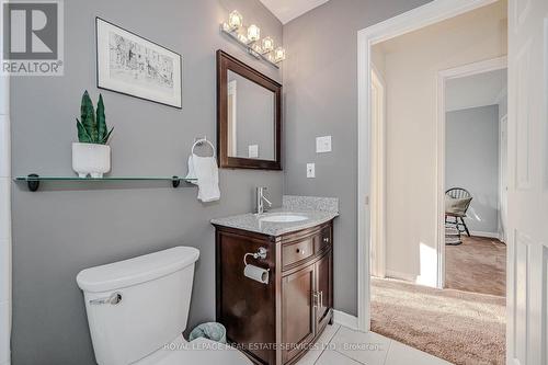 7 - 2105 Berwick Drive, Burlington, ON - Indoor Photo Showing Bathroom