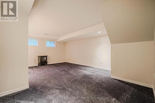 7 - 2105 Berwick Drive, Burlington, ON - Indoor Photo Showing Other Room