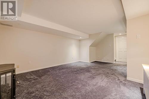 7 - 2105 Berwick Drive, Burlington, ON - Indoor Photo Showing Other Room