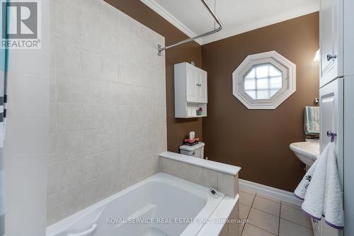 400 George Street, Cobourg, ON - Indoor Photo Showing Bathroom