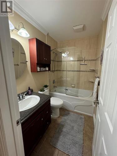 265 Canada Drive, St. John'S, NL - Indoor Photo Showing Bathroom