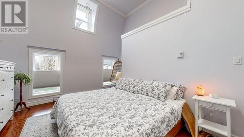 11 Mullock Street, St. John'S, NL - Indoor Photo Showing Bedroom