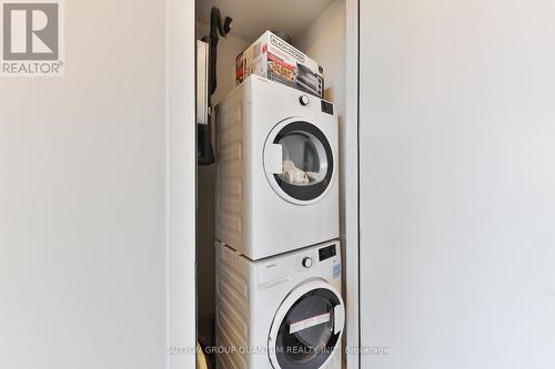 418 - 457 Plains Road E, Burlington, ON - Indoor Photo Showing Laundry Room