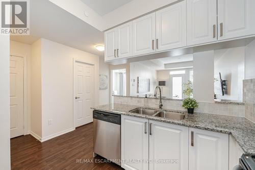 105 - 54 Sky Harbour Drive, Brampton, ON - Indoor Photo Showing Kitchen With Double Sink With Upgraded Kitchen