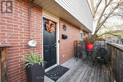 11 Westlake Lane, St. Catharines, ON - Outdoor With Deck Patio Veranda With Exterior