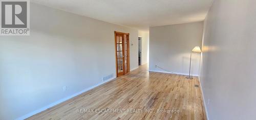 61 East 26Th Street, Hamilton, ON - Indoor Photo Showing Other Room