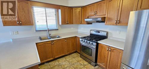 61 East 26Th Street, Hamilton, ON - Indoor Photo Showing Kitchen With Stainless Steel Kitchen With Double Sink