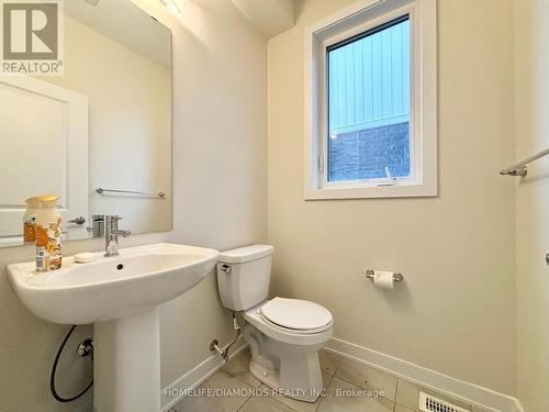 176 Eastbridge Avenue, Welland, ON - Indoor Photo Showing Bathroom