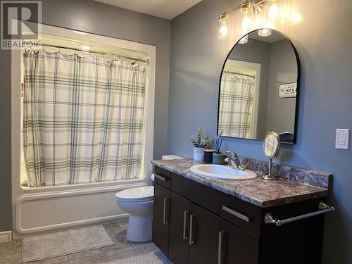 25 Millichamp Street, Markstay-Warren, ON - Indoor Photo Showing Bathroom