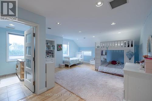 60 Sir Robert Place, Middlesex Centre (Arva), ON - Indoor Photo Showing Bedroom