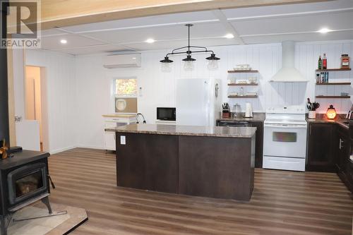 699 Winterhouse Road, St Davids, NL - Indoor Photo Showing Kitchen