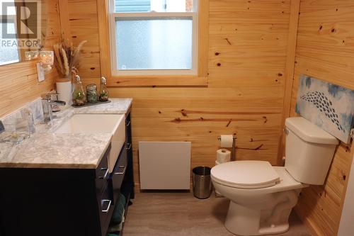 699 Winterhouse Road, St Davids, NL - Indoor Photo Showing Bathroom