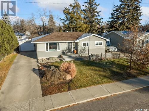 19 Cantlon Crescent, Saskatoon, SK - Outdoor