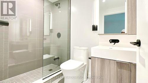 605 - 127 Broadway Avenue, Toronto, ON - Indoor Photo Showing Bathroom