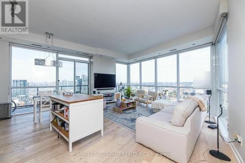 3002 - 20 Bruyeres Mews, Toronto, ON - Indoor Photo Showing Living Room