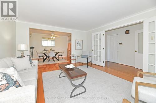 736 West Shore Boulevard, Pickering, ON - Indoor Photo Showing Living Room