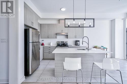 179 Carpaccio Avenue, Vaughan, ON - Indoor Photo Showing Kitchen With Upgraded Kitchen