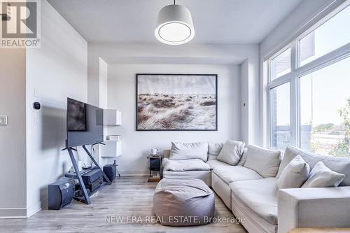 179 Carpaccio Avenue, Vaughan, ON - Indoor Photo Showing Living Room